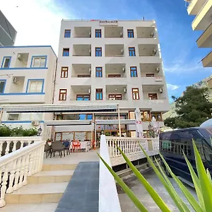 Hotel Shqiponja Shëngjin